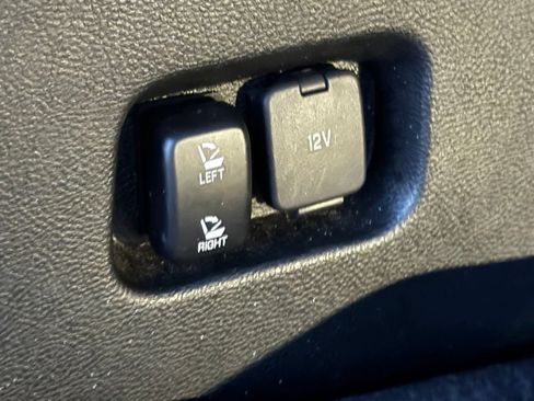 Used 2020 Ford Edge Titanium w/ Equipment Group 301A AWD/4WD image 50