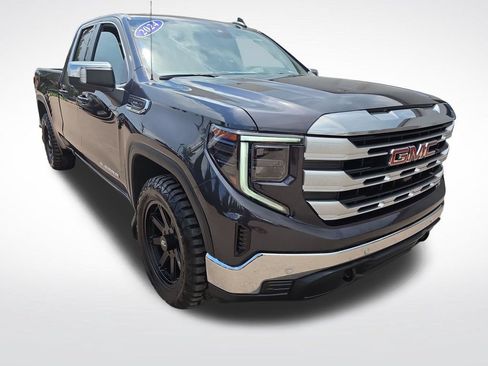 Used 2024 GMC Sierra 1500 SLE w/ Preferred Package AWD/4WD image 7