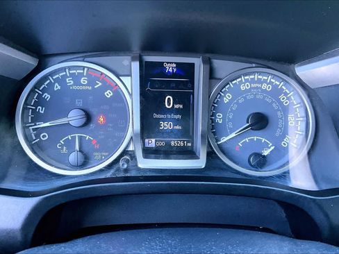 Used 2021 Toyota Tacoma Limited AWD/4WD image 25