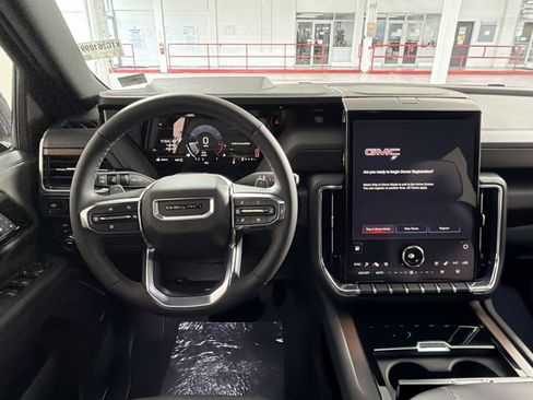 New 2026 GMC Yukon Denali w/ Sun & Power Step Package image 16