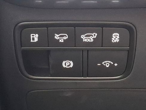 New 2026 Hyundai Ioniq 9 SEL image 18