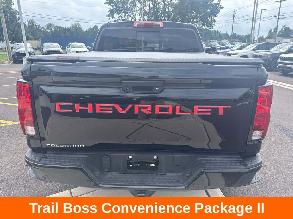 Used 2024 Chevrolet Colorado Trail Boss w/ Technology Package AWD/4WD image 8