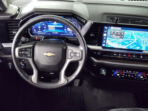 Used 2022 Chevrolet Silverado 1500 LT RWD image 20