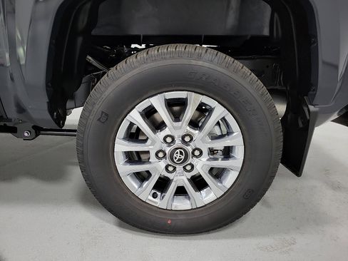 New 2026 Toyota Tacoma Limited AWD/4WD image 8