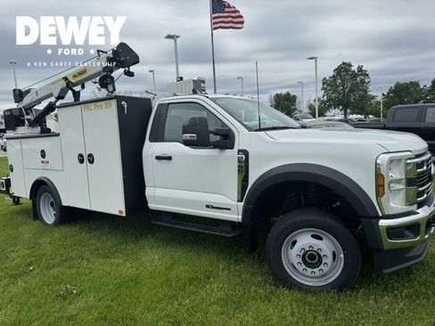 Used 2024 Ford F550 4x4 Regular Cab Super Duty image 8