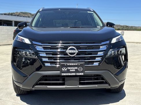 New 2025 Nissan Rogue SV w/ SV Premium Package image 6