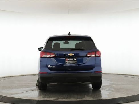 Used 2022 Chevrolet Equinox LS w/ LS Convenience Package image 11