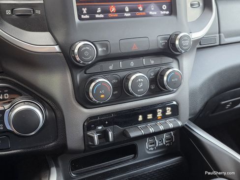 Used 2020 RAM 1500 Big Horn AWD/4WD image 33