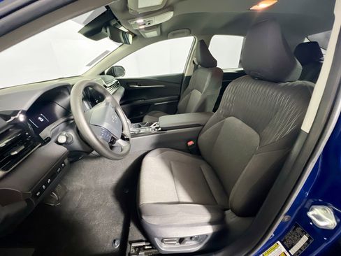 Used 2025 Toyota Camry LE image 14