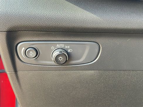 Used 2021 Buick Envision Essence w/ Sport Touring Package image 25