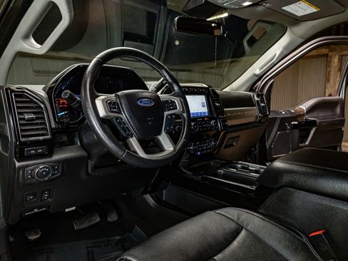 Used 2020 Ford F250 Lariat image 15