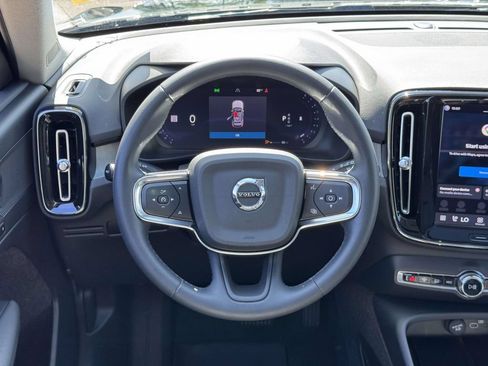 Used 2024 Volvo XC40 B5 Plus w/ Protection Package Premier AWD/4WD image 12