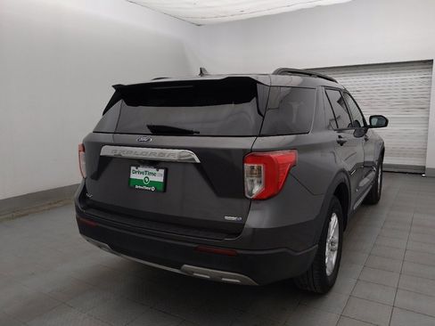 Used 2020 Ford Explorer XLT w/ Equipment Group 202A AWD/4WD image 9