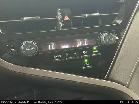 Used 2022 Toyota Camry LE w/ Carpet Mat Package (TMS) FWD image 29