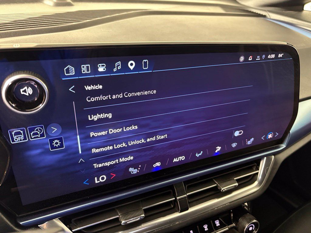 Used 2024 Chevrolet Equinox EV LT w/ LPO, Active Package FWD image 27
