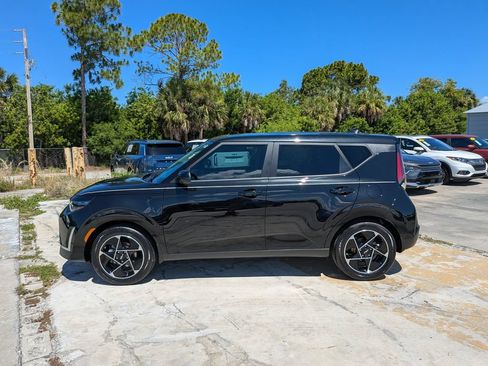 Certified 2025 Kia Soul EX FWD image 5