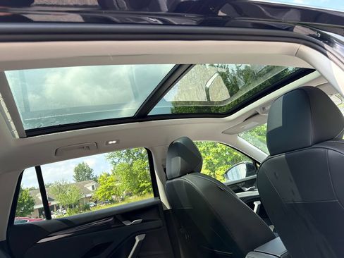 New 2026 Volkswagen Tiguan SE AWD/4WD image 8