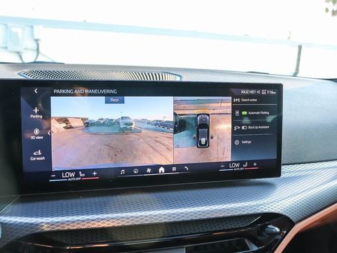 Used 2025 BMW i4 eDrive40 w/ Parking Assistance Package RWD image 22