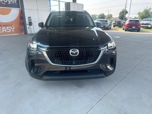 Used 2024 MAZDA CX-90 3.3 Turbo w/ Preferred Plus AWD/4WD image 2
