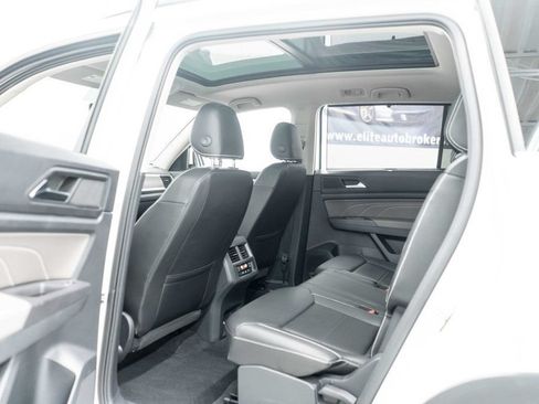 Used 2023 Volkswagen Atlas SE w/ Panoramic Sunroof Package AWD/4WD image 18