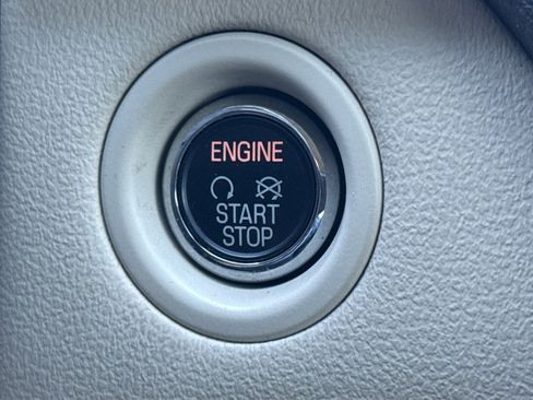 Used 2016 Lincoln MKS w/ Equipment Group 101A image 31