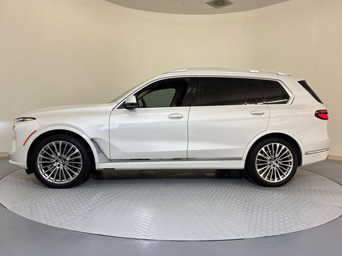 Certified 2024 BMW X7 xDrive40i image 2
