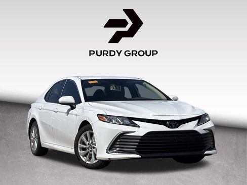 Used 2023 Toyota Camry LE FWD image 1