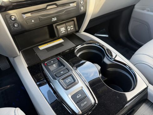 Used 2021 Honda Pilot Elite image 24