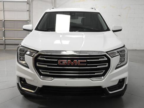Used 2023 GMC Terrain SLT FWD image 4