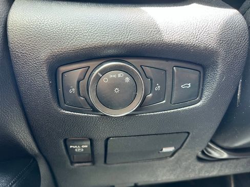 Used 2020 Lincoln Continental w/ Equipment Group 500A FWD image 32
