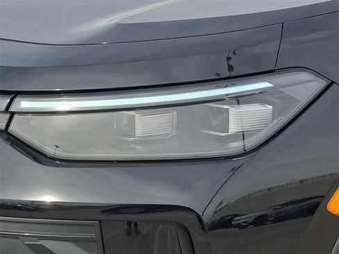 New 2026 Volkswagen Tiguan S image 7