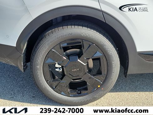 New 2026 Kia Sportage X-Line w/ X-Line Technology Package AWD/4WD image 9
