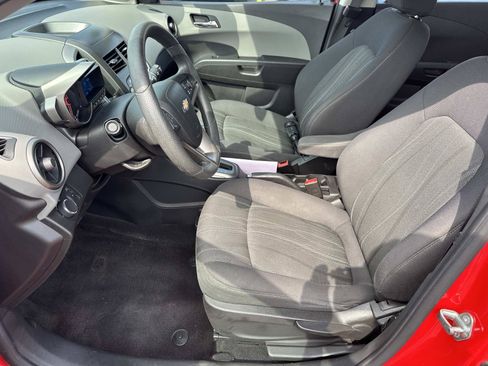 Certified 2015 Chevrolet Sonic LT FWD image 18