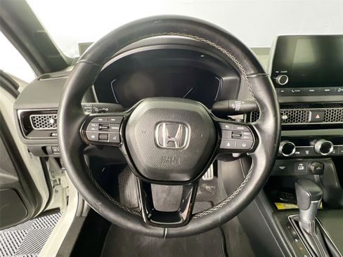 Used 2024 Honda Civic Sport image 11