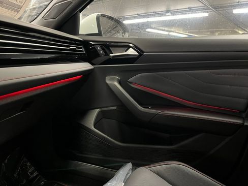New 2026 Volkswagen Jetta GLI Autobahn FWD image 30