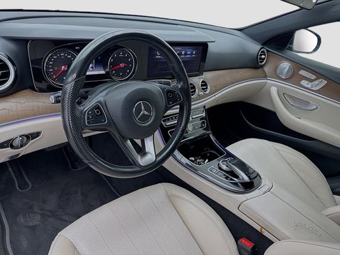 Used 2017 Mercedes-Benz E 300 image 7