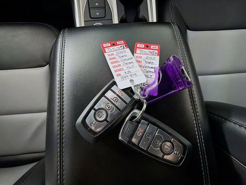 Used 2022 Ford Explorer XLT w/ Equipment Group 202A image 35