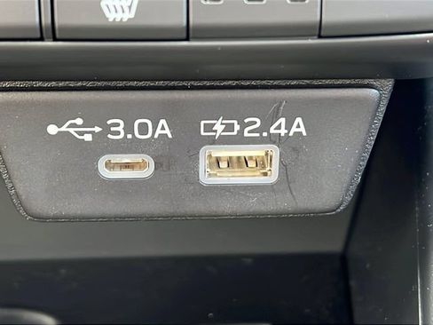 Used 2026 Subaru Outback Premium AWD/4WD image 28