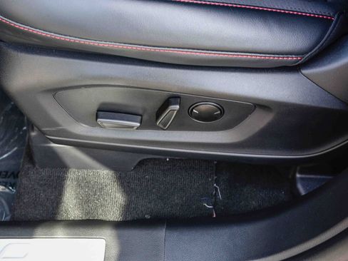 Used 2025 Ford Explorer ST-Line w/ Premium Package image 20