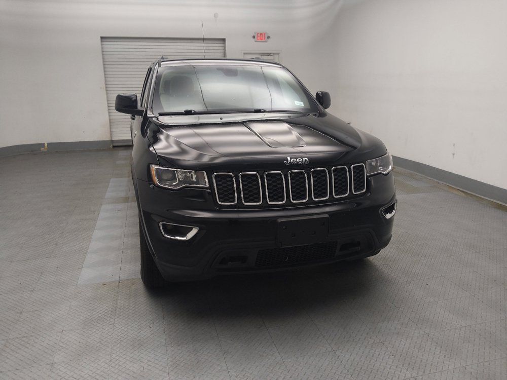 Used 2019 Jeep Grand Cherokee Laredo AWD/4WD image 14