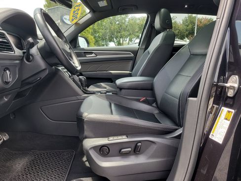 Used 2022 Volkswagen Atlas Cross Sport SEL R-Line AWD/4WD image 15