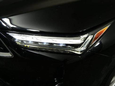 Used 2022 Acura MDX SH-AWD w/ Advance Package image 9