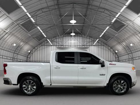 Used 2026 Chevrolet Silverado 1500 LT AWD/4WD image 7