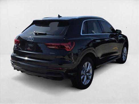 New 2025 Audi Q3 2.0T Premium image 5