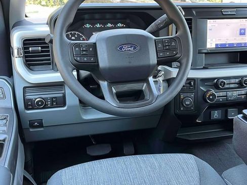 New 2027 Ford F250 XLT w/ FX4 Off-Road Package AWD/4WD image 13