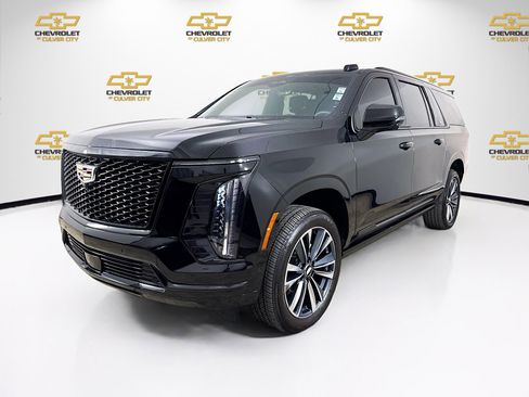 Used 2025 Cadillac Escalade ESV Sport w/ Touring Package AWD/4WD image 3