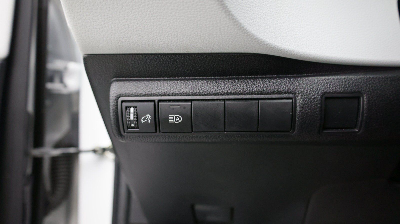 Used 2024 Toyota Corolla SE FWD image 21