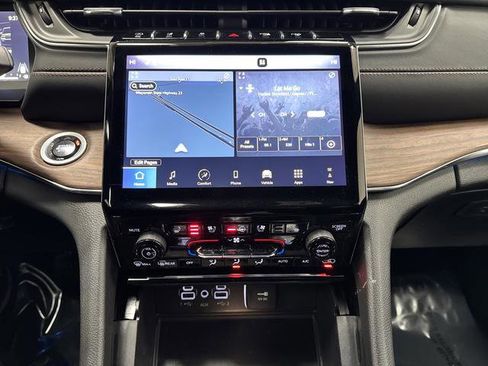 Used 2024 Jeep Grand Cherokee L Summit w/ Advanced Protech Group IV image 9