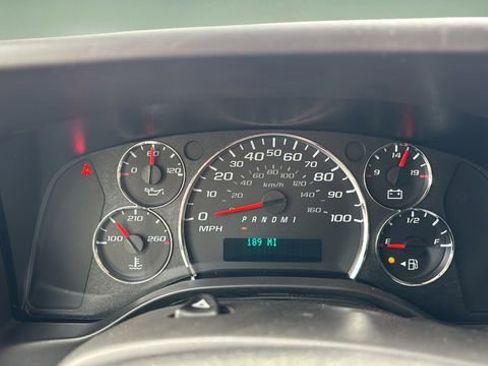 New 2026 Chevrolet Express 2500 w/ Driver Convenience Package RWD image 18