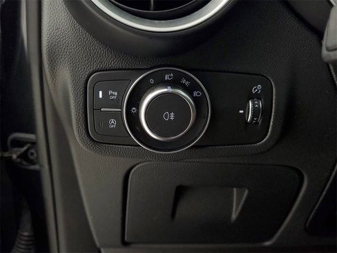 Used 2023 Alfa Romeo Stelvio Ti image 14